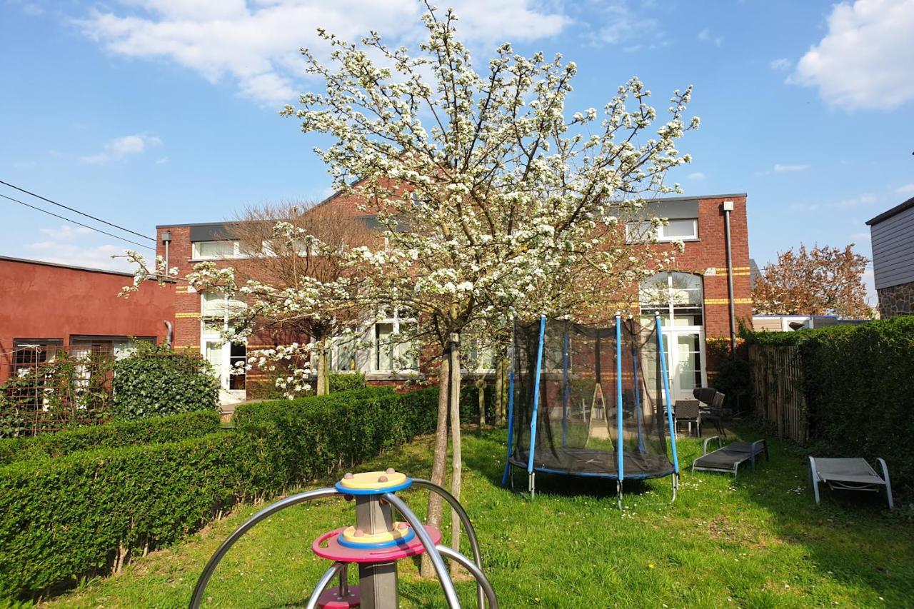 Apartament De Oude School Visé Zewnętrze zdjęcie