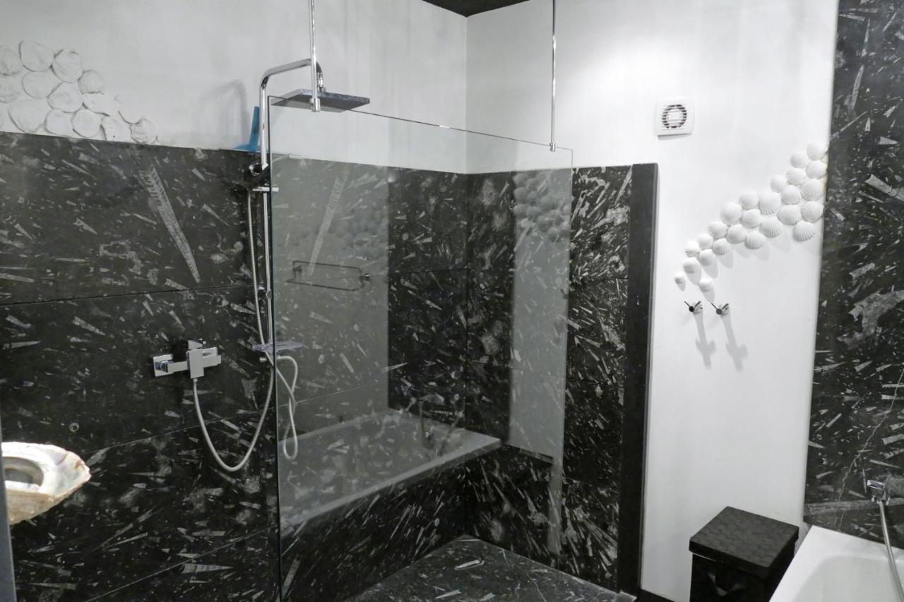 Apartament De Oude School Visé Zewnętrze zdjęcie
